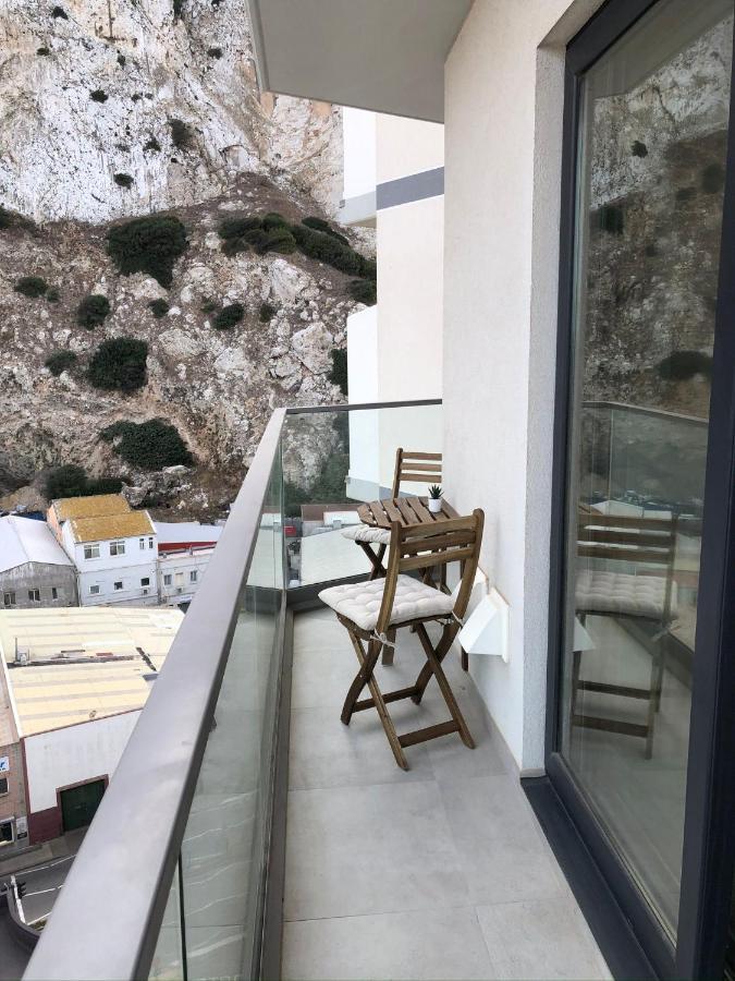 Cp High Floor Luxury Studio With Sea View 지브롤터 외부 사진